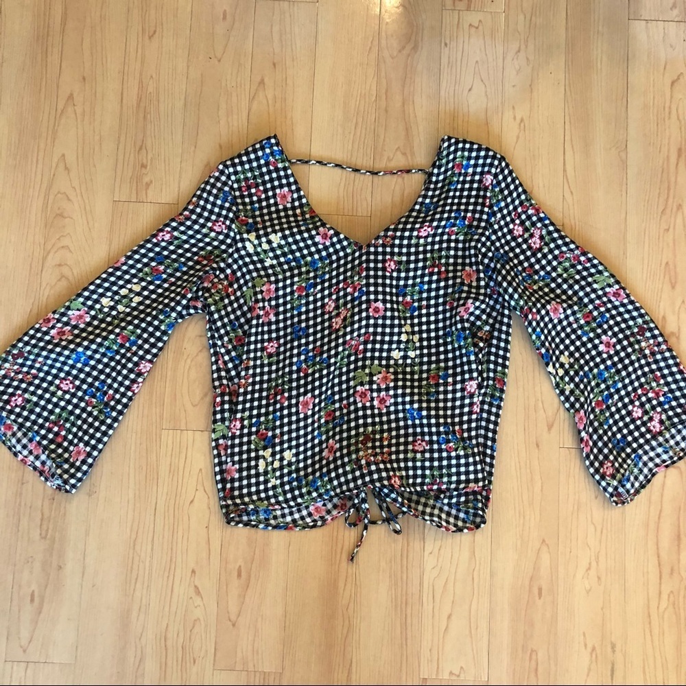 Lush checkered floral top long sleeve